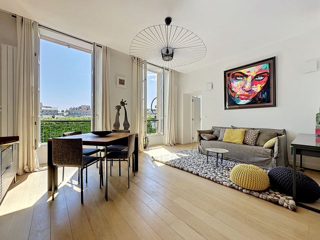 Appartement T2 à vendre - 2 pièces - 52.41 m2 - VERSAILLES - 78 - ILE-DE-FRANCE - Century 21 Fels Immobilier