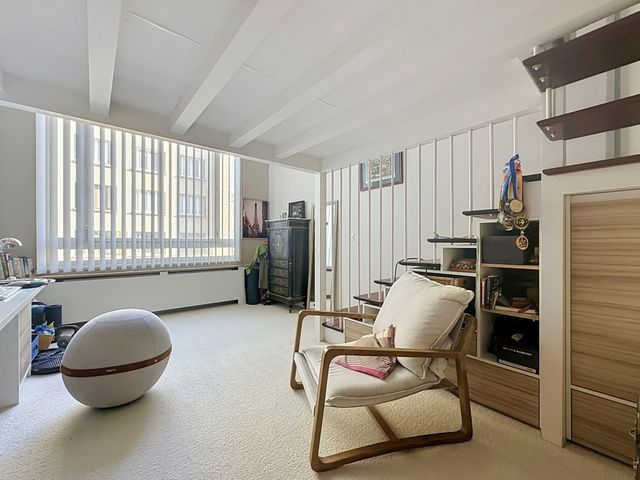Appartement Loft à vendre - 6 pièces - 144.92 m2 - VERSAILLES - 78 - ILE-DE-FRANCE - Century 21 Fels Immobilier