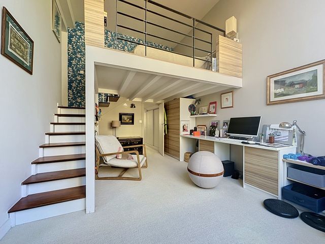 Appartement Loft à vendre - 6 pièces - 144.92 m2 - VERSAILLES - 78 - ILE-DE-FRANCE - Century 21 Fels Immobilier