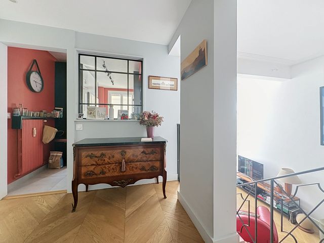 Appartement Loft à vendre - 6 pièces - 144.92 m2 - VERSAILLES - 78 - ILE-DE-FRANCE - Century 21 Fels Immobilier